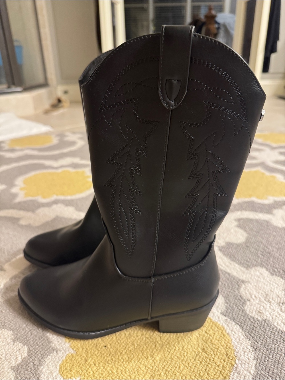 Classic Black Western Boots - girls Stylish Ranch Boots